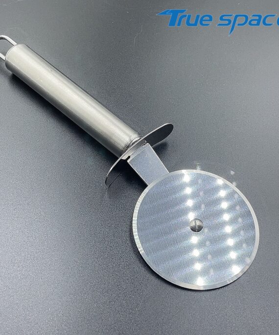 Stainless steel pizza knife
