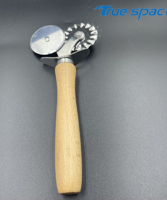 High-quality stainless steel knives for restaurants, pizza roller separators, wheel blades and knives