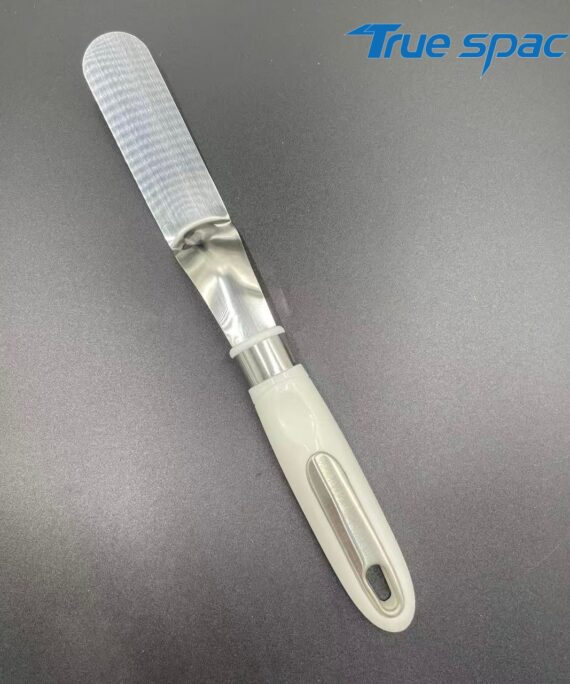 The high-quality stainless steel multi-functional spatula is suitable for making pastries, cakes and desserts