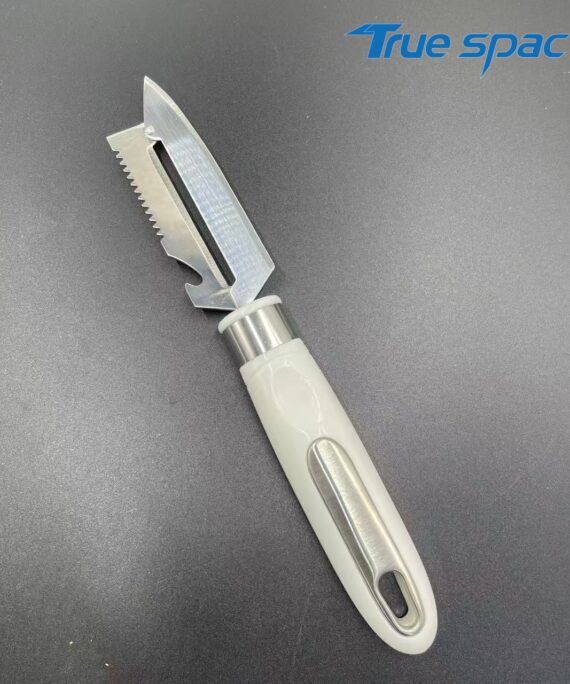 Hot-selling kitchen tool: Fruit peeler with blade for cutting fruits, vegetables and potatoes. Kitchen peeler