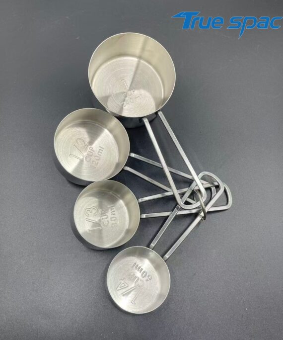 A set of 4-piece stainless steel measuring spoons for baking, small kitchen tools