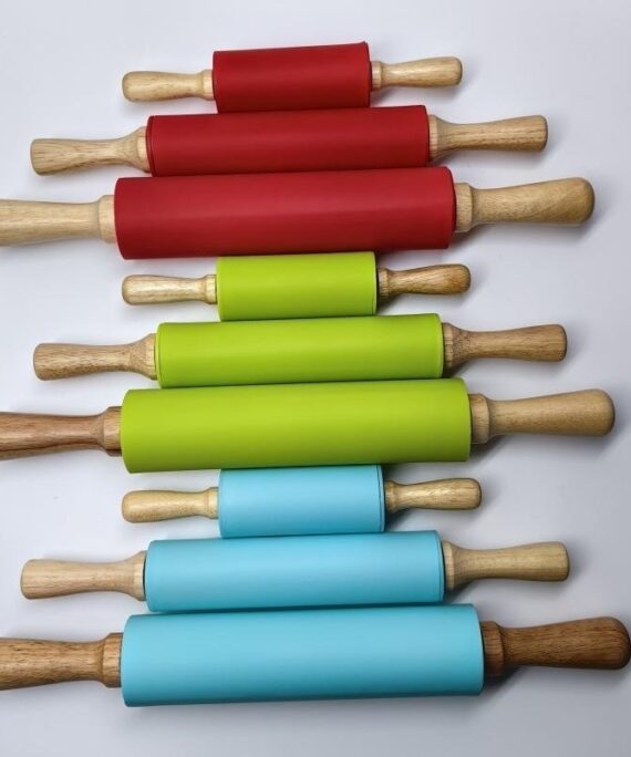 Non-stick Silicone Rubber Rolling Pin Is an Olive-shaped Wooden Flour Stick with the Characteristics of a Rolling Pin