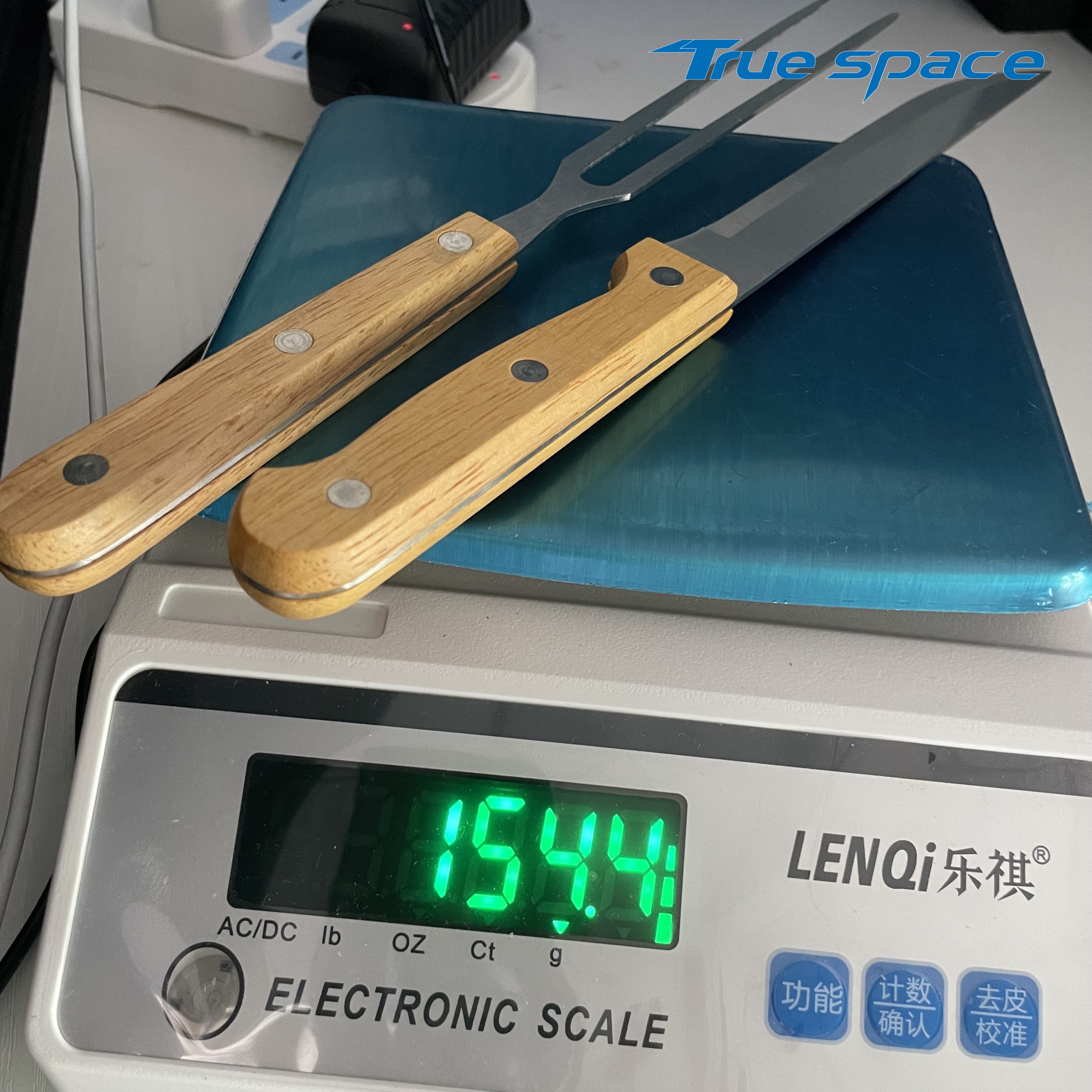 A Set of Stainless Steel Barbecue Knives and Forks with Wooden Handles for Outdoor Cooking Tools - Image 11