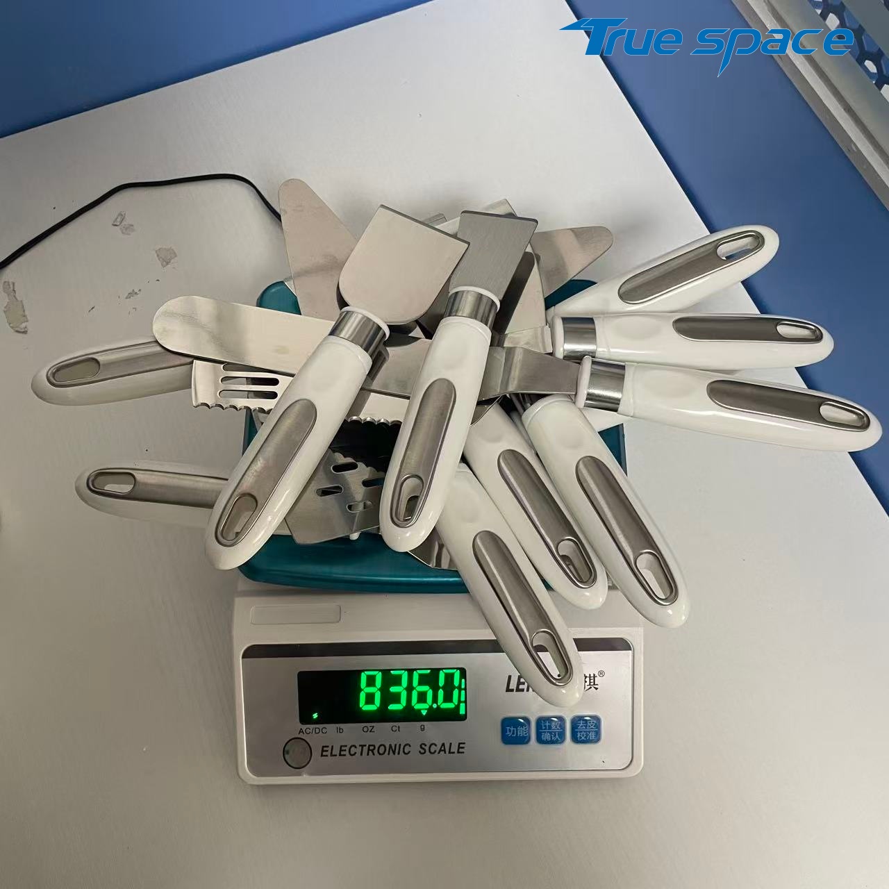 11-Piece Spatula Set – White Handle & Stainless Steel, Multi-Purpose for Cooking & Baking - Image 17